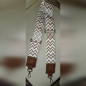 🤑SOLD🤑Brown and White Geometric Patterned Guitar Strap For Bag